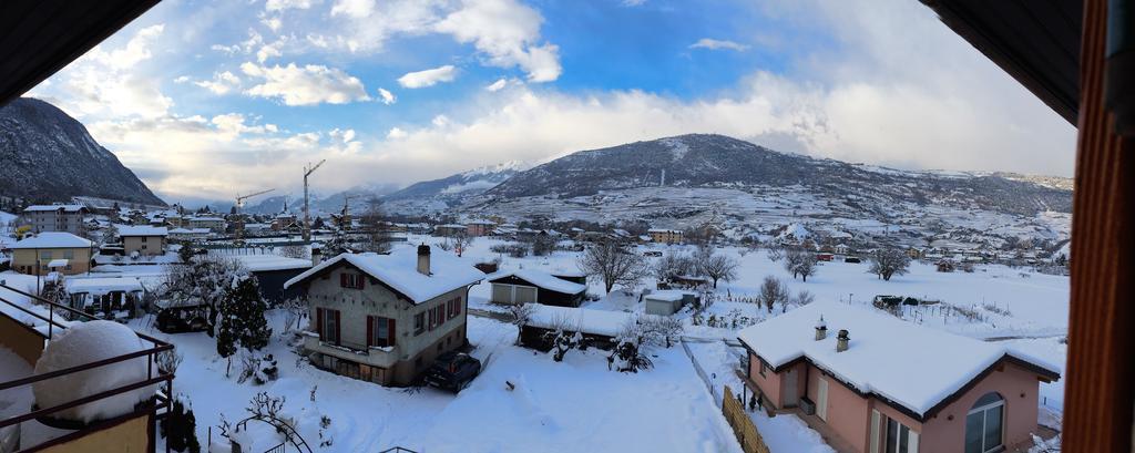 Le Central - Chambres D'Hote Grone ภายนอก รูปภาพ